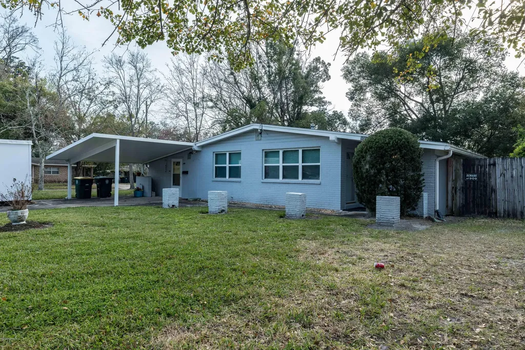 8058 Napo Drive Jacksonville FL 32217