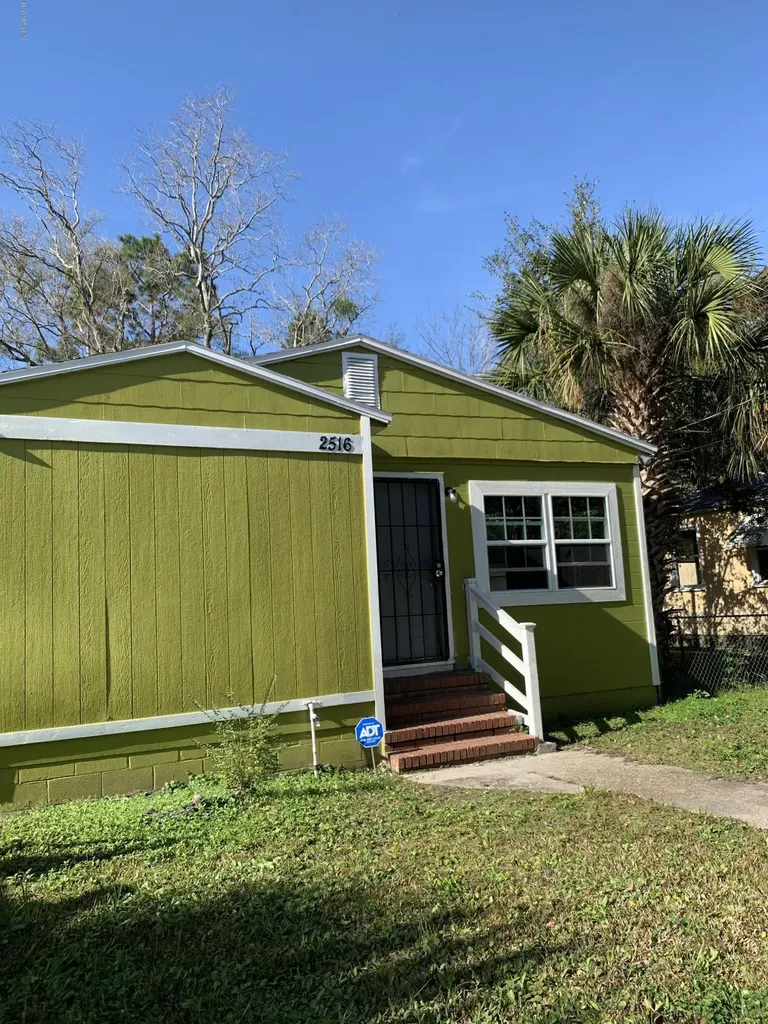 2516 Woodland Street Jacksonville FL 32209