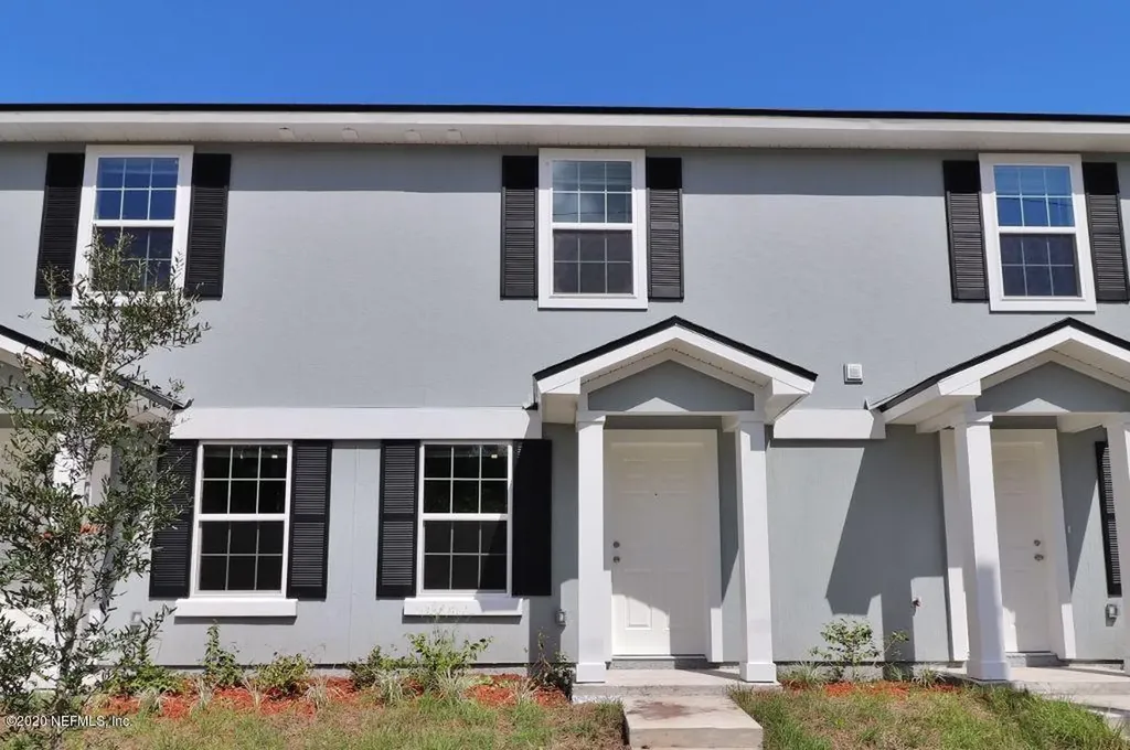 8460 Mcgirts Village Lane Jacksonville FL 32210