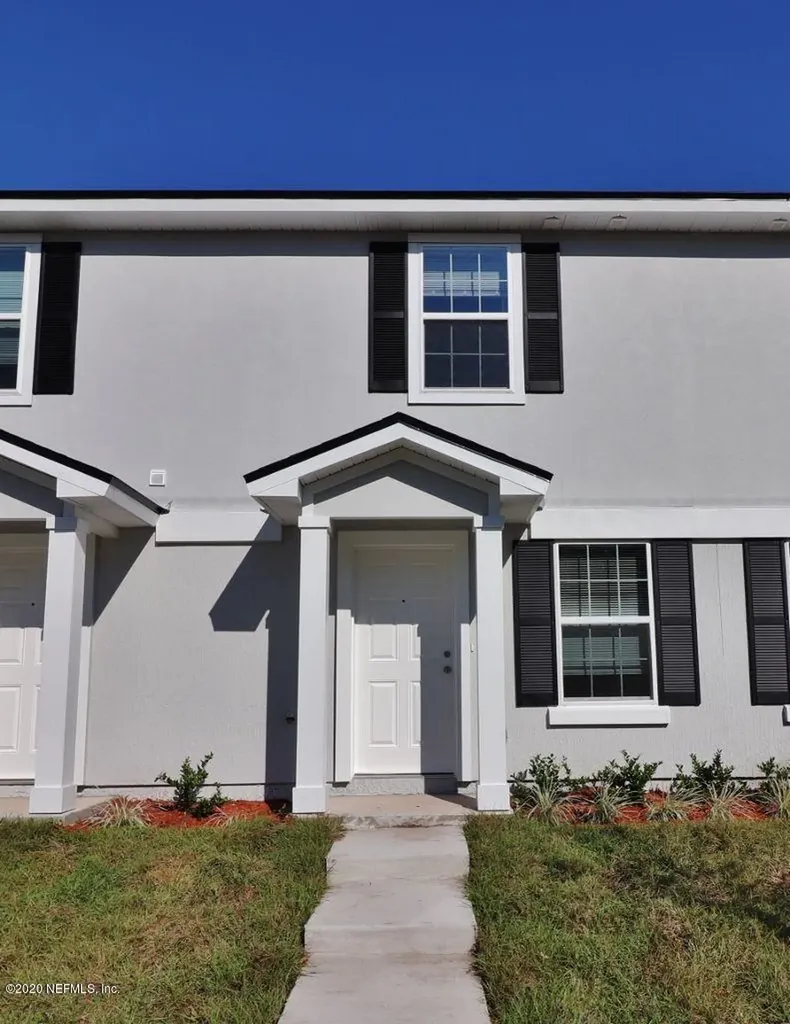 8472 Mcgirts Village Lane Jacksonville FL 32210
