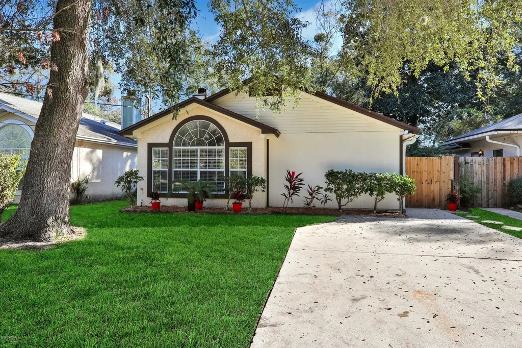 125 Jasmine Street Atlantic Beach FL 32233