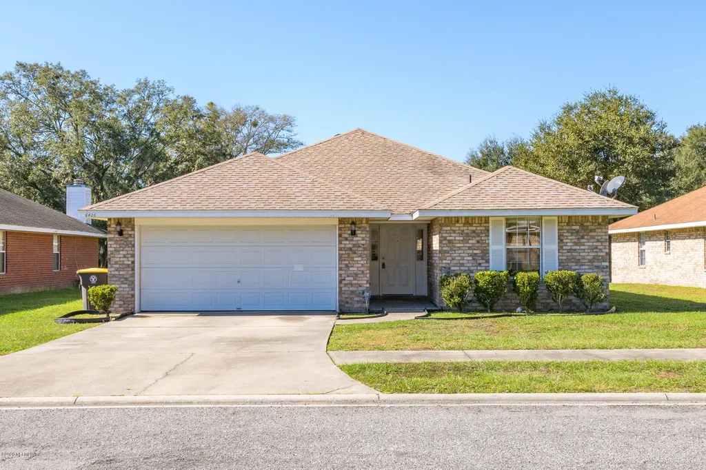 6426 Sarahs View Court Jacksonville FL 32244