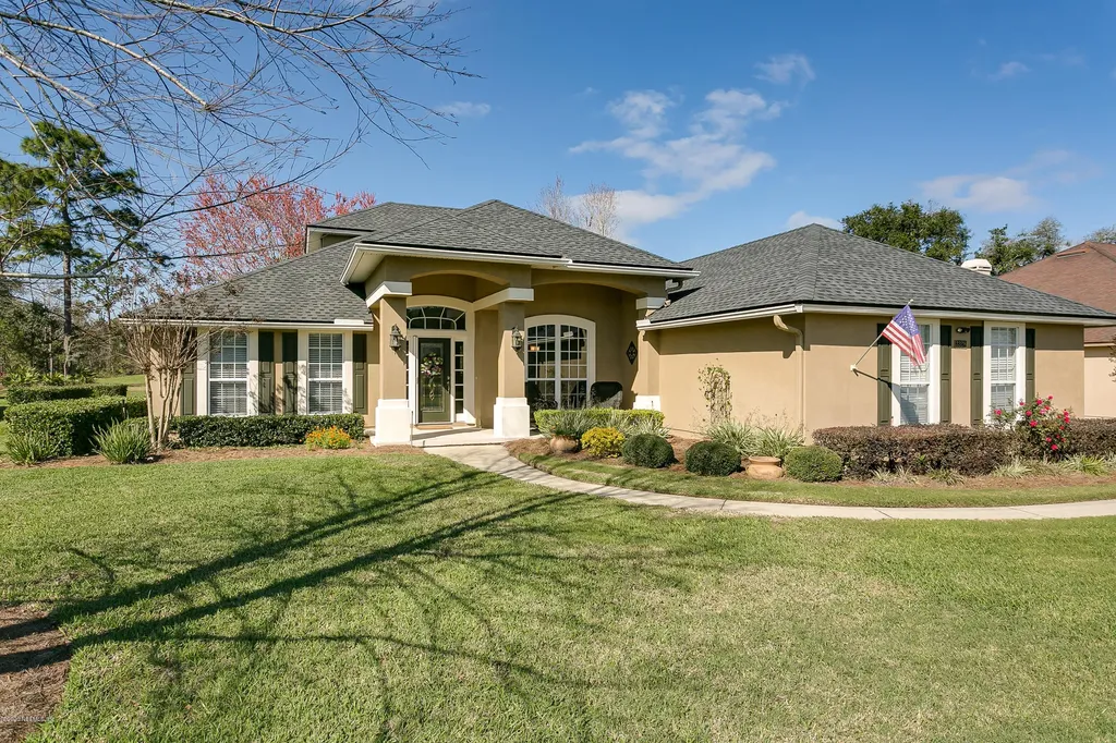 3328 Blackstone Court Green Cove Springs FL 32043