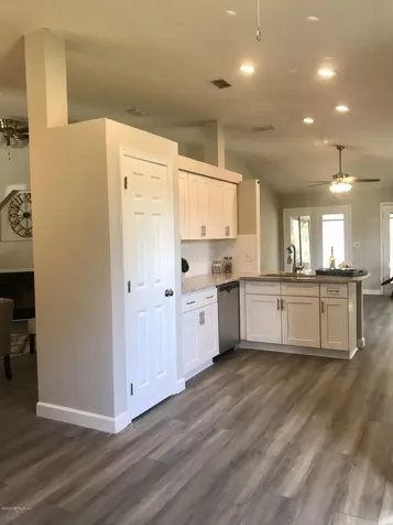 7571 Fawn Lake Drive N Jacksonville FL 32256