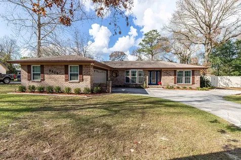 8825 Country Woods Court Jacksonville FL 32222