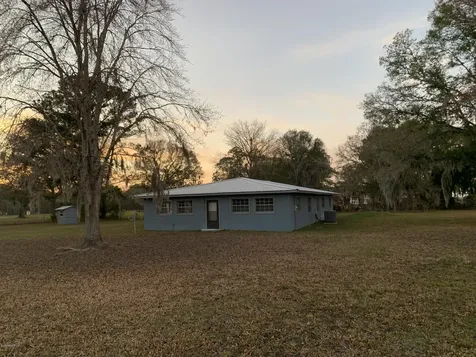 22186 NE County Road 200b Lawtey FL 32058