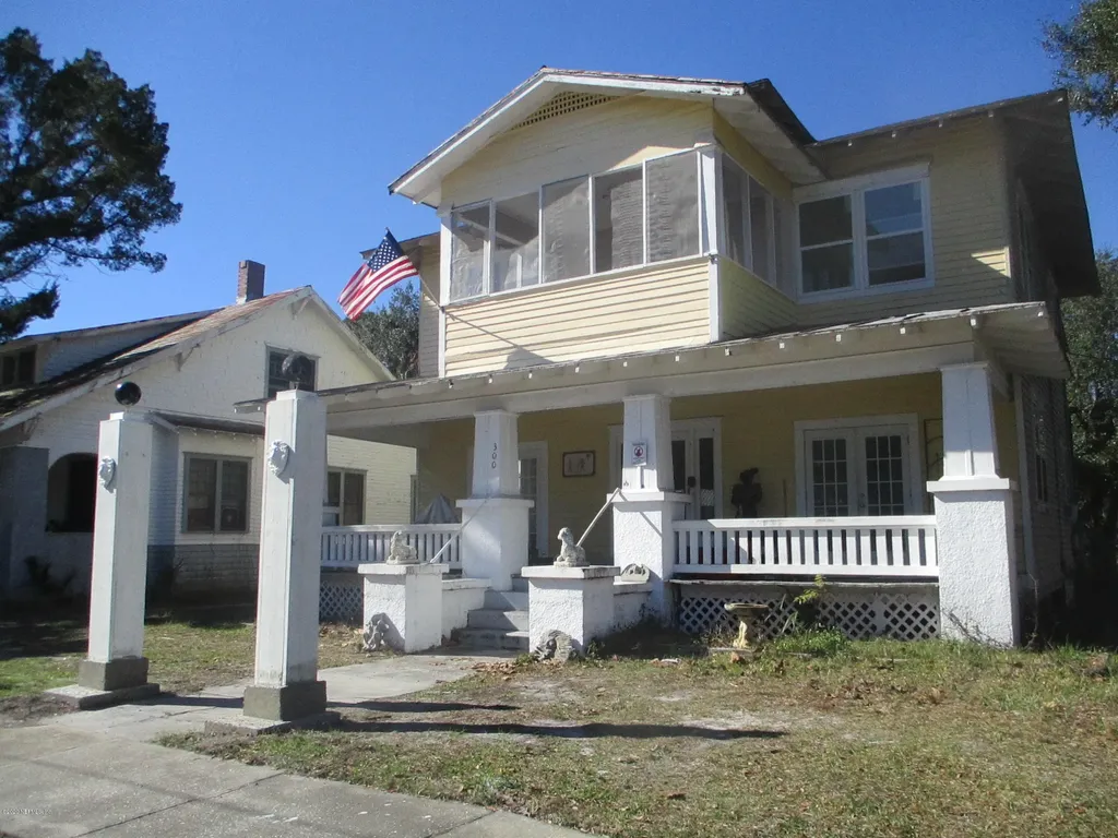 300 S 13th Street Palatka FL 32177
