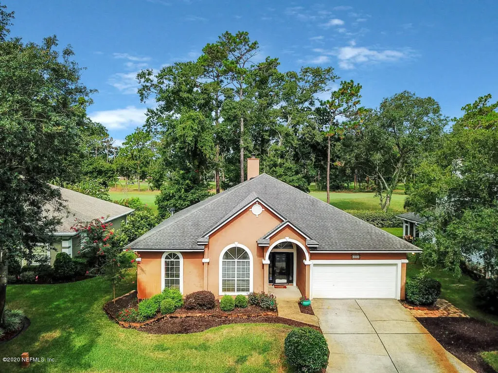 4082 Richmond Park Drive E Jacksonville FL 32224
