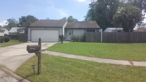 6818 Coralberry Court Jacksonville FL 32244