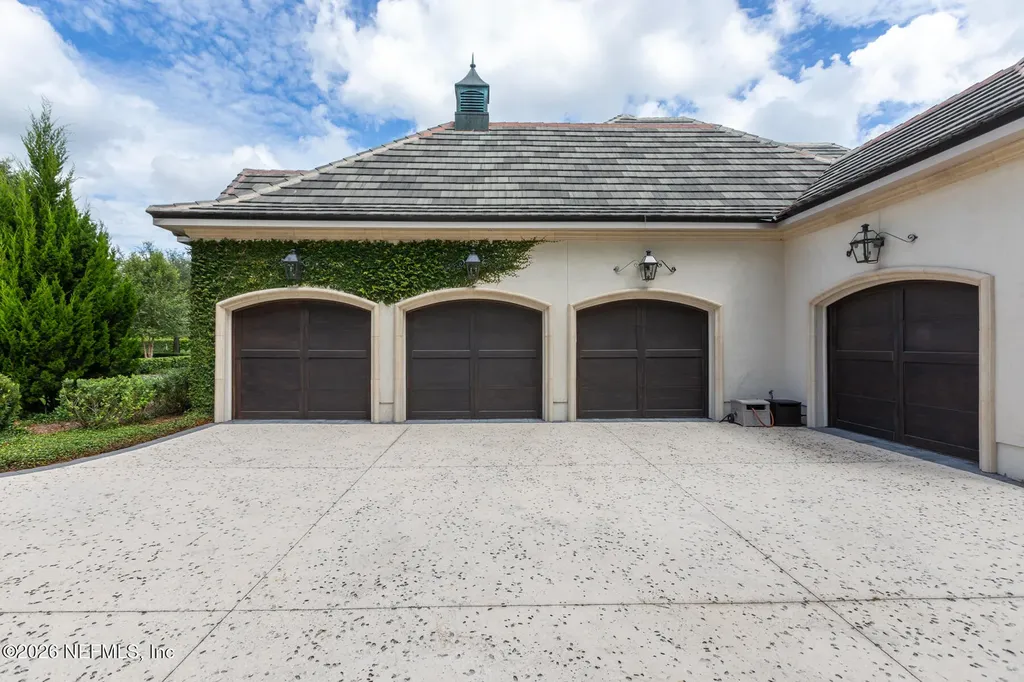 5329 Commissioners Drive Jacksonville FL 32224