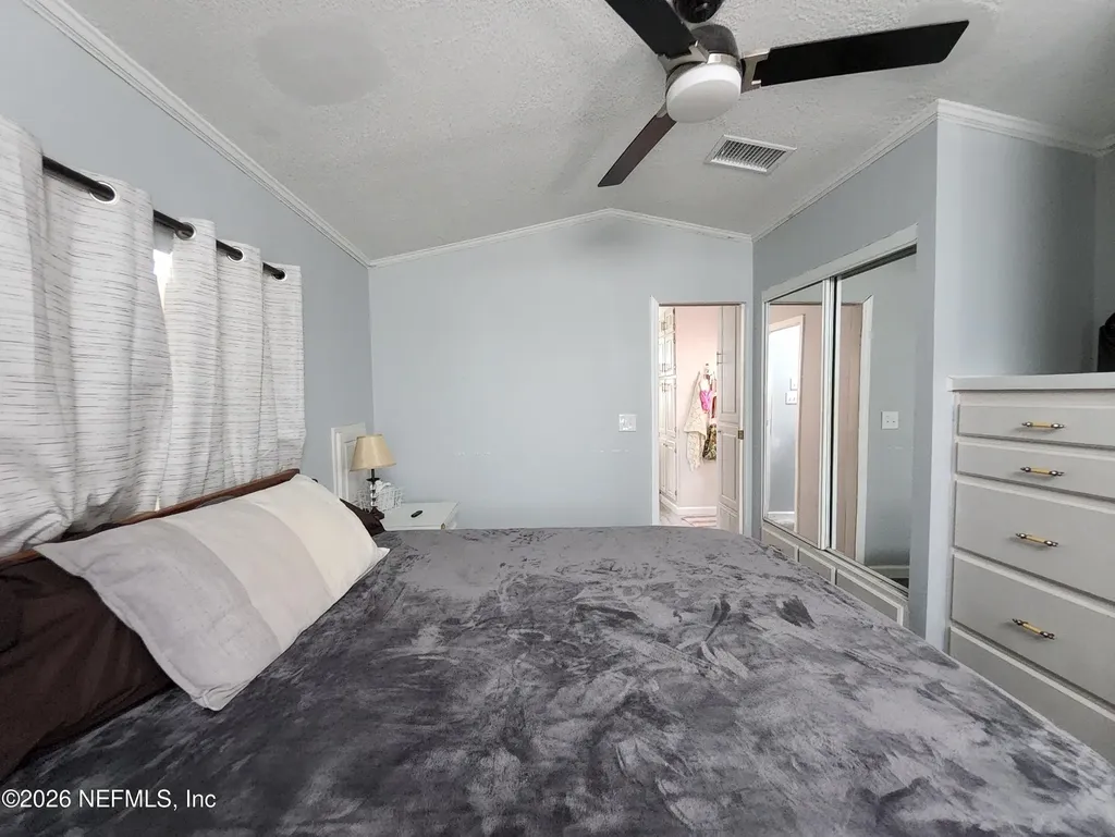 1074 Front Street Welaka FL 32193