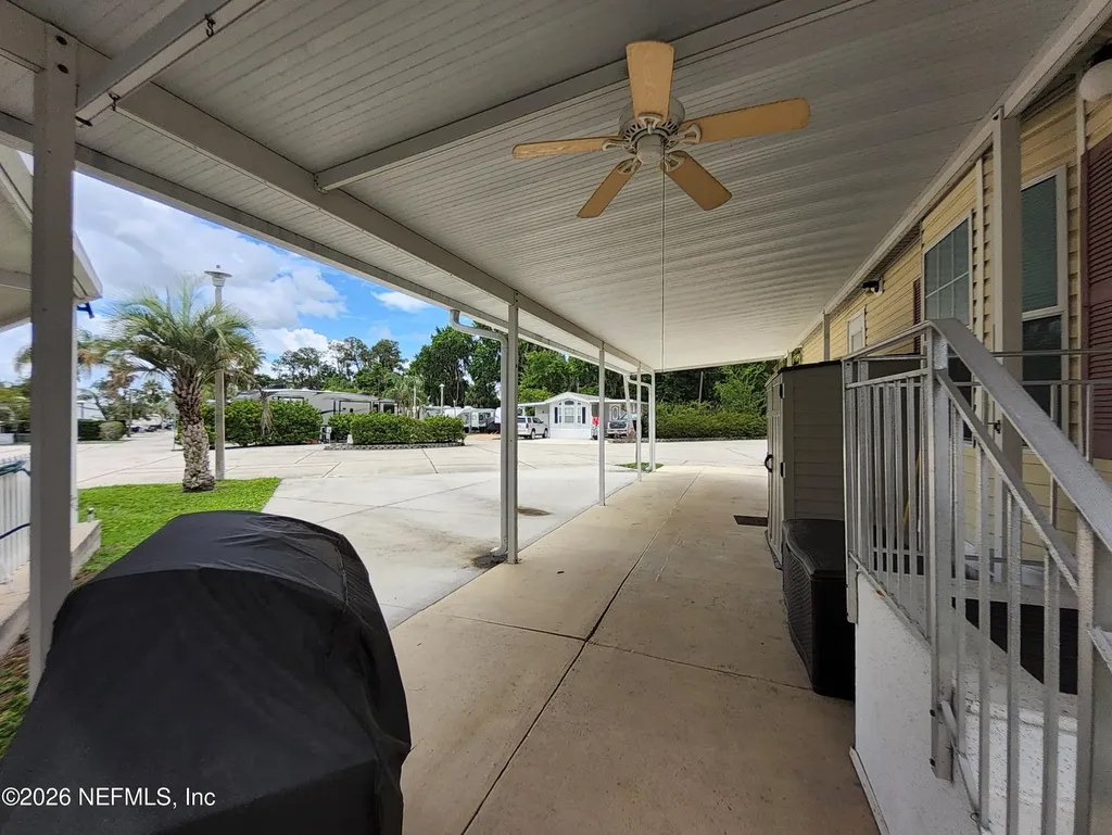1074 Front Street Welaka FL 32193