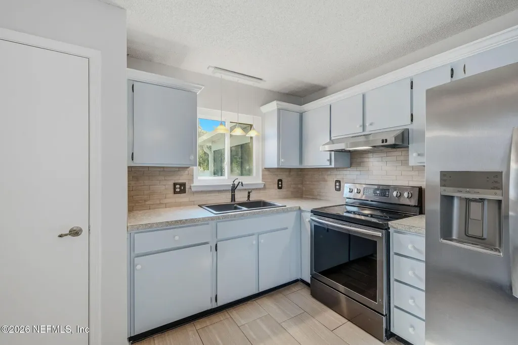 2633 Hidden Village Drive Jacksonville FL 32216