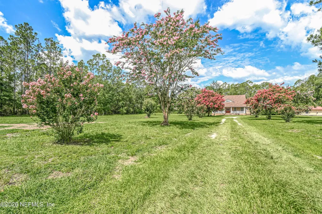 17442 S Tommy Road Glen St. Mary FL 32040