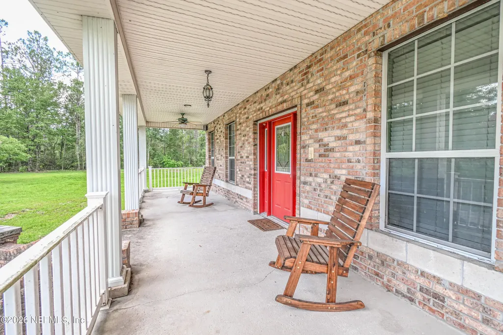 17442 S Tommy Road Glen St. Mary FL 32040