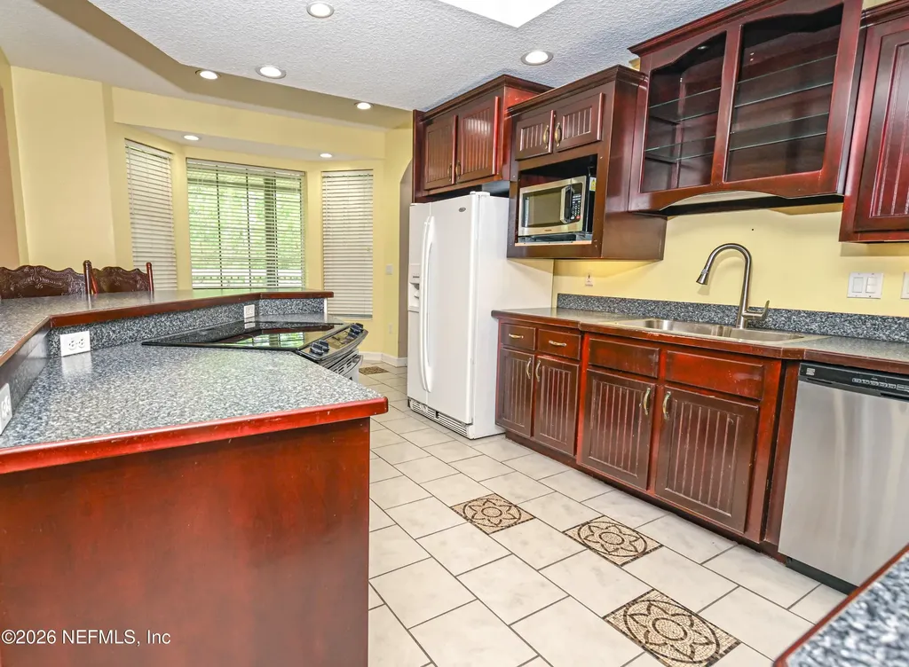 17442 S Tommy Road Glen St. Mary FL 32040