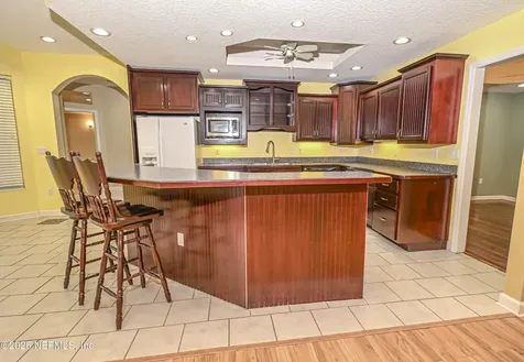 17442 S Tommy Road Glen St. Mary FL 32040