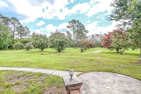 17442 S Tommy Road Glen St. Mary FL 32040