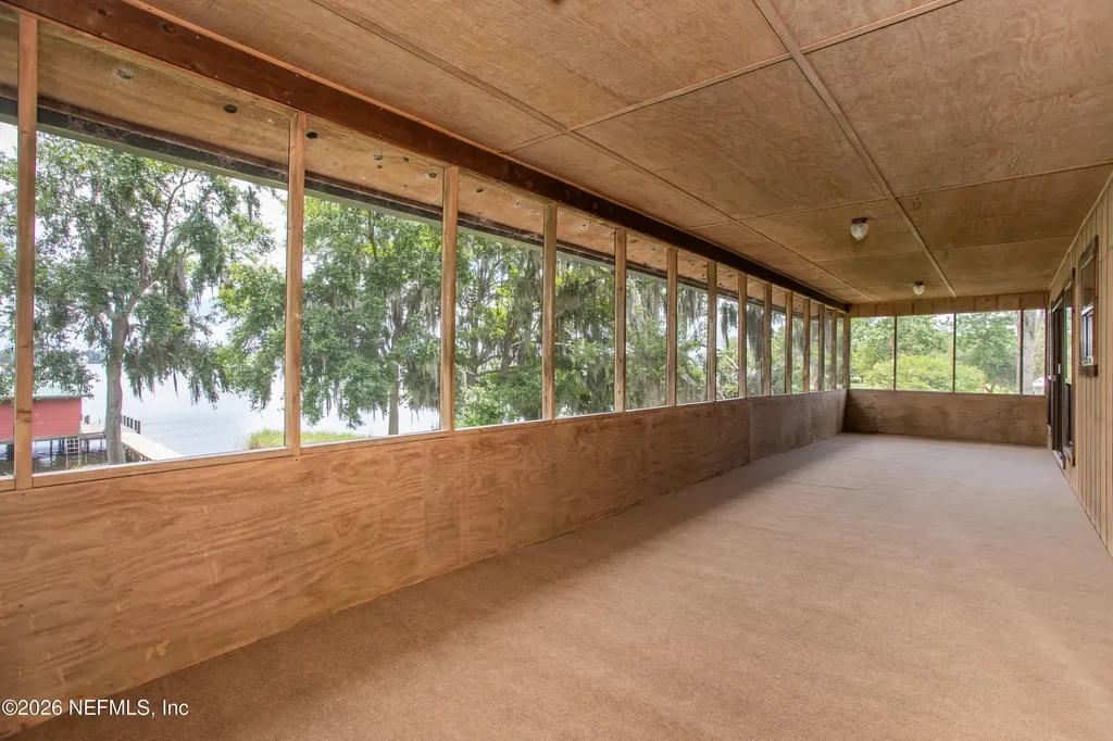 234 Lake Drive Florahome FL 32140