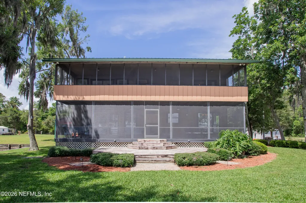 234 Lake Drive Florahome FL 32140