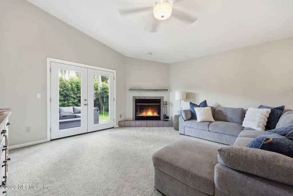 1139 Ruth Avenue Jacksonville Beach FL 32250