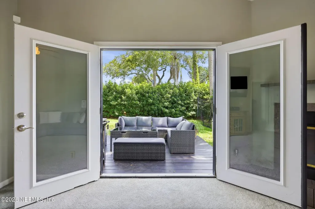1139 Ruth Avenue Jacksonville Beach FL 32250