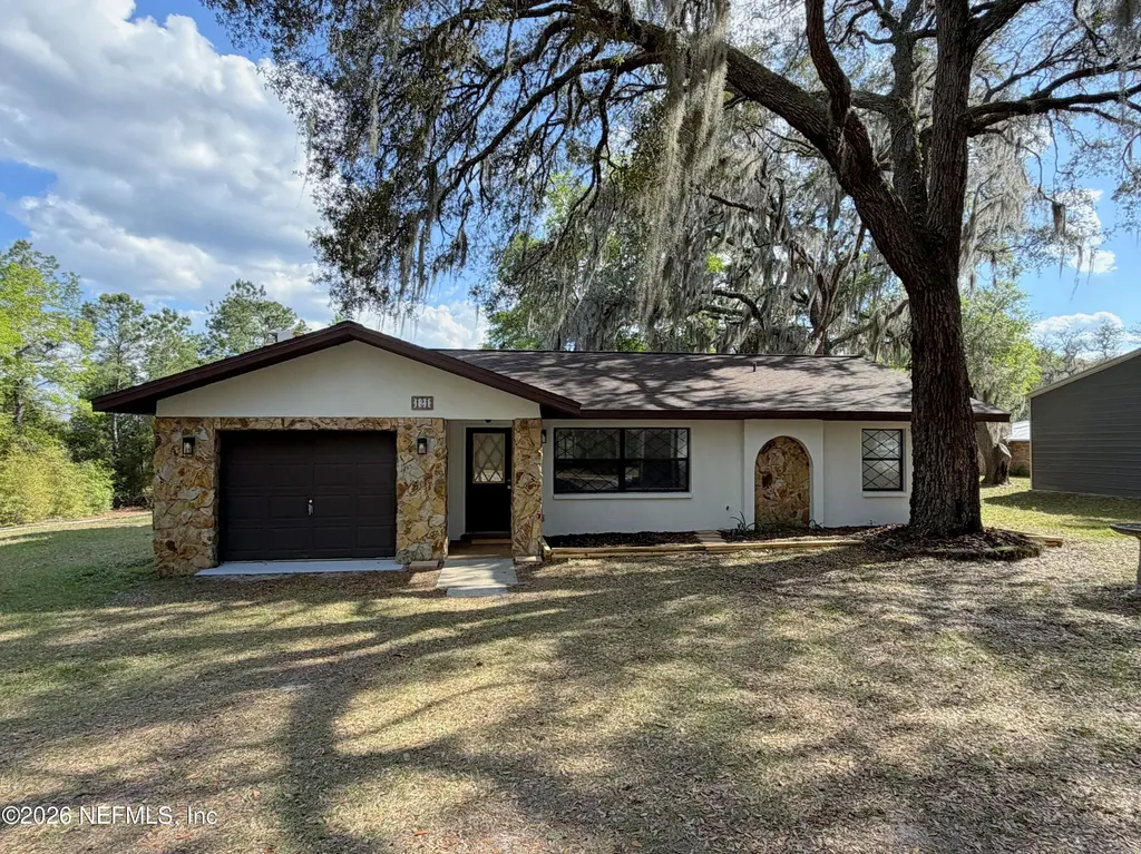 121 Serena Circle Melrose FL 32666