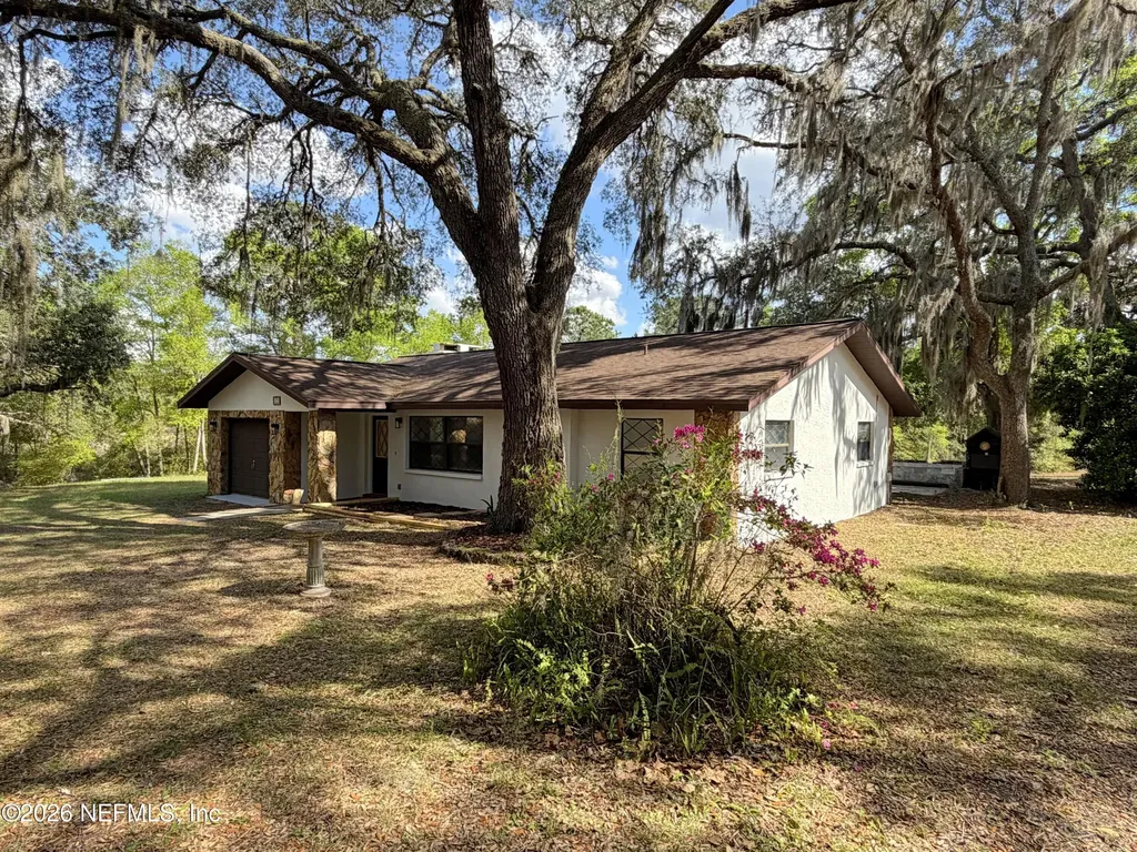 121 Serena Circle Melrose FL 32666