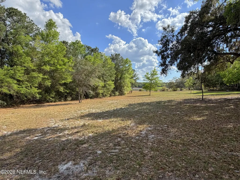 121 Serena Circle Melrose FL 32666