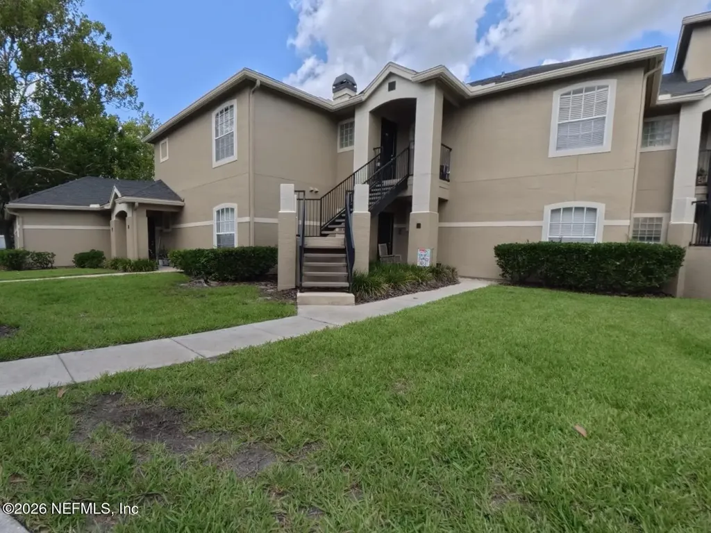 1701 The Greens Way Jacksonville Beach FL 32250