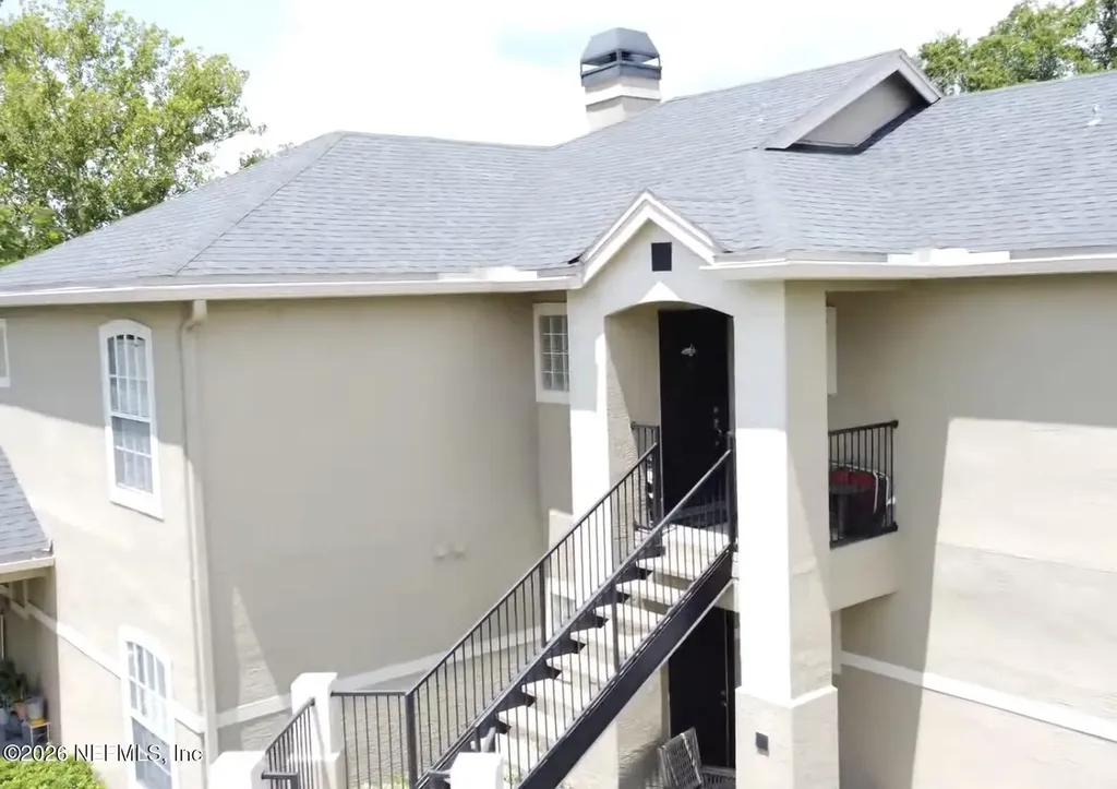 1701 The Greens Way Jacksonville Beach FL 32250