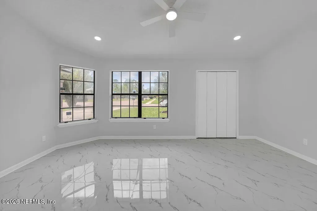 3861 Winter Berry Road E Jacksonville FL 32210