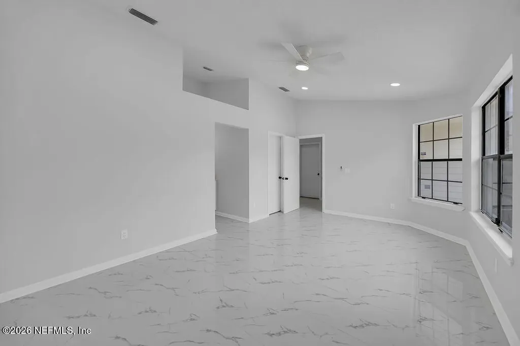 3861 Winter Berry Road E Jacksonville FL 32210