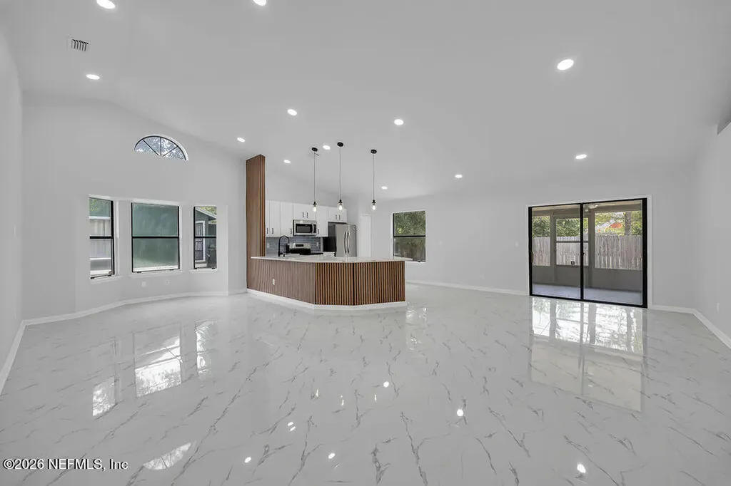 3861 Winter Berry Road E Jacksonville FL 32210
