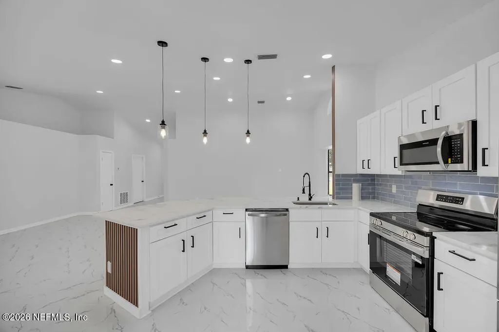3861 Winter Berry Road E Jacksonville FL 32210