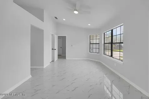 3861 Winter Berry Road E Jacksonville FL 32210