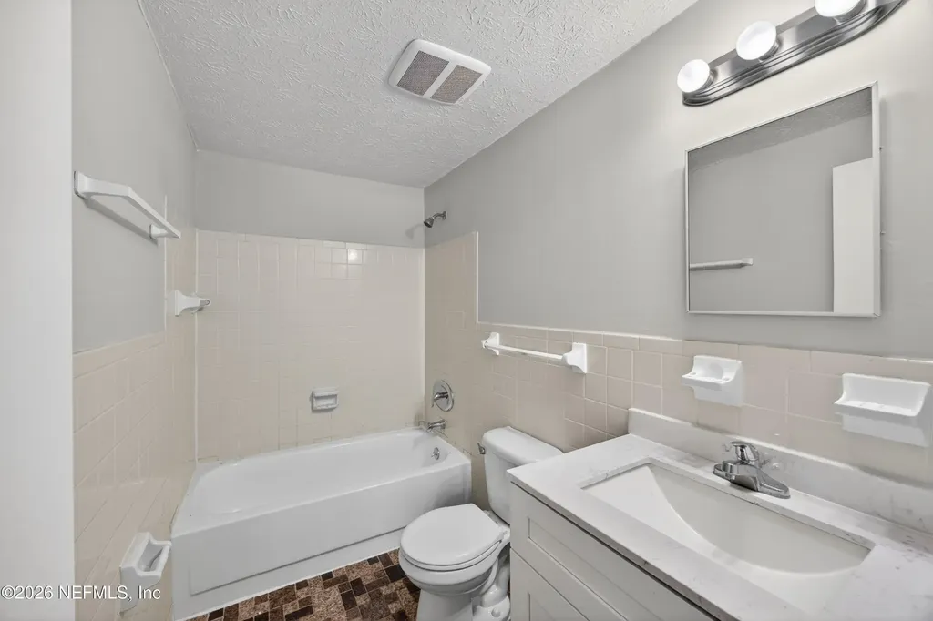 4177 Timberlake Drive E Jacksonville FL 32257
