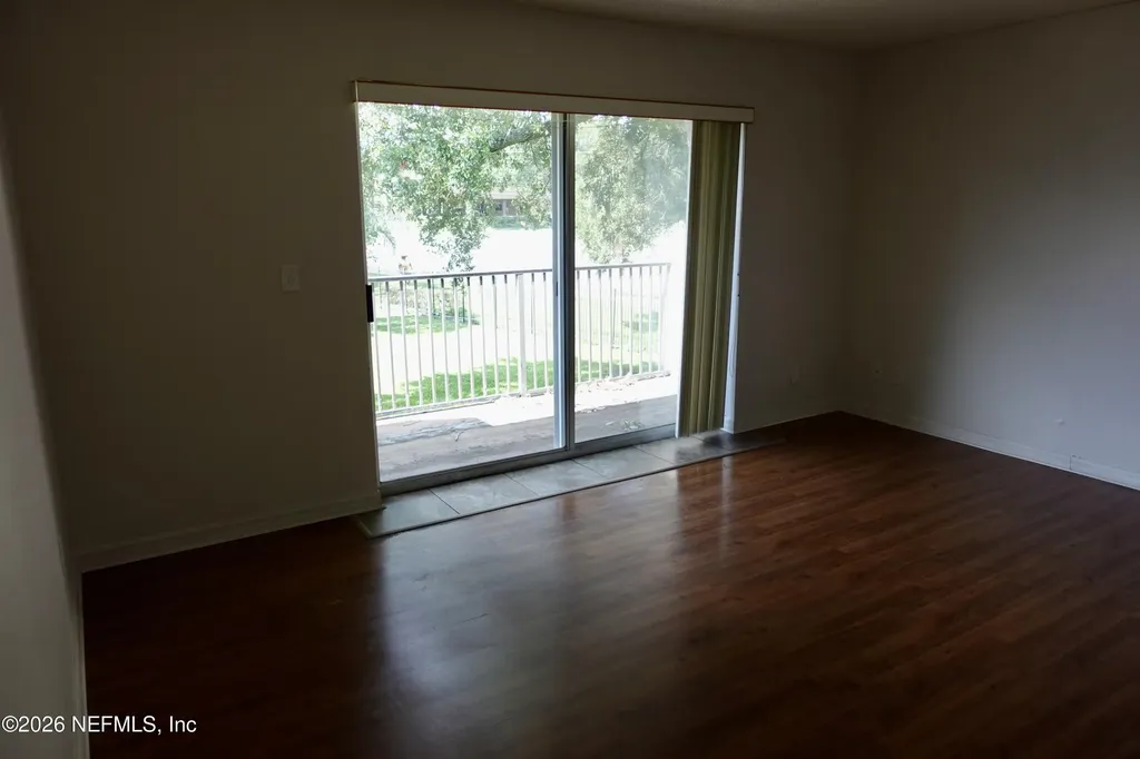 355 Monument Road Jacksonville FL 32225