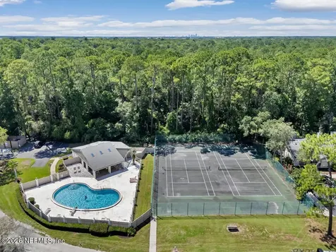 7594 Baymeadows Circle W Jacksonville FL 32256