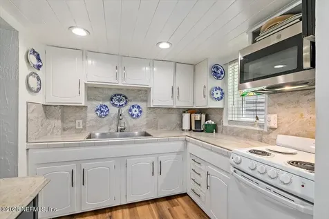 106 Bay Street Neptune Beach FL 32266