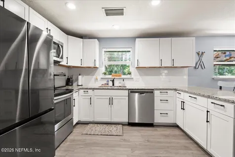 3959 Doctors Lake Drive Orange Park FL 32065
