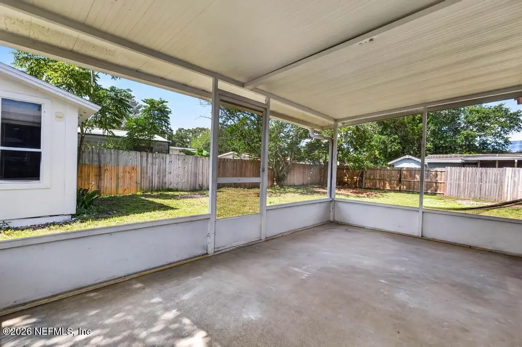 6326 Regiment Drive Jacksonville FL 32277