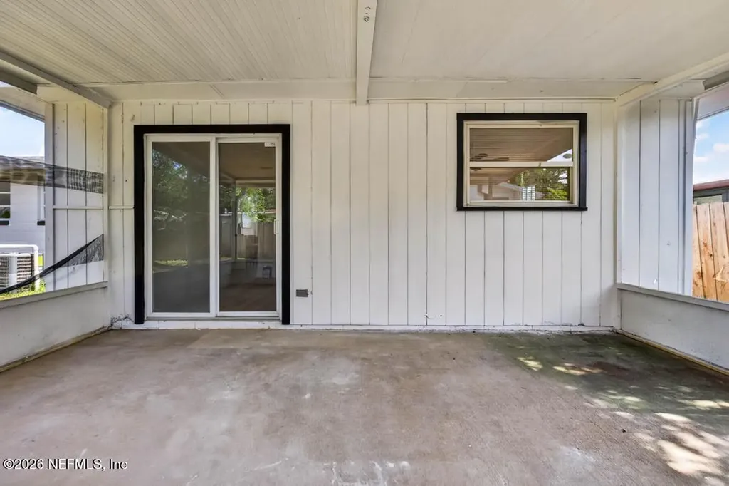 6326 Regiment Drive Jacksonville FL 32277
