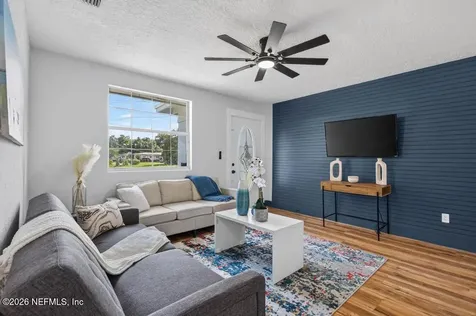 6326 Regiment Drive Jacksonville FL 32277