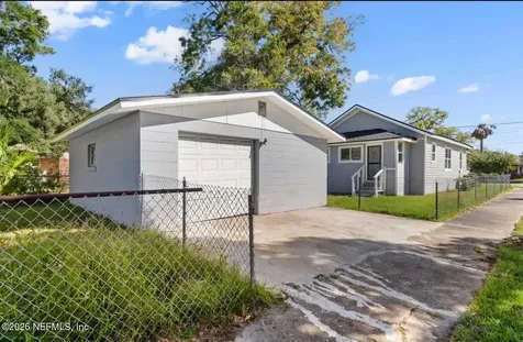 2006 Myrtle Avenue N Jacksonville FL 32209