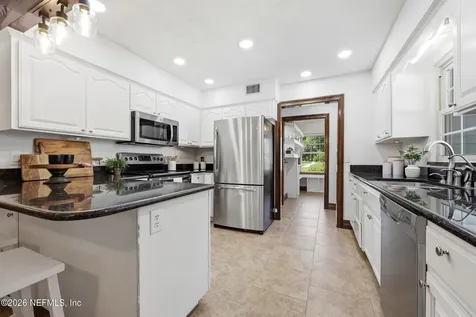 4457 Barrington Oaks Drive Jacksonville FL 32257