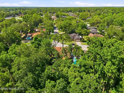 4457 Barrington Oaks Drive Jacksonville FL 32257