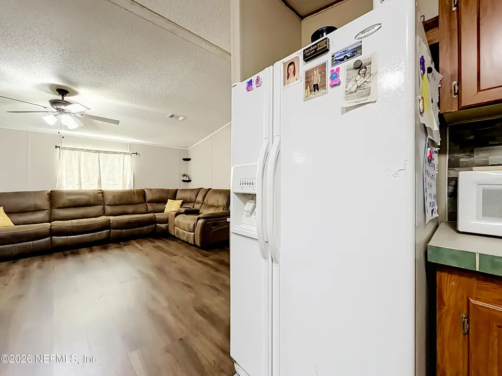 24390 NE 127th Ave Avenue Fort Mccoy FL 32134