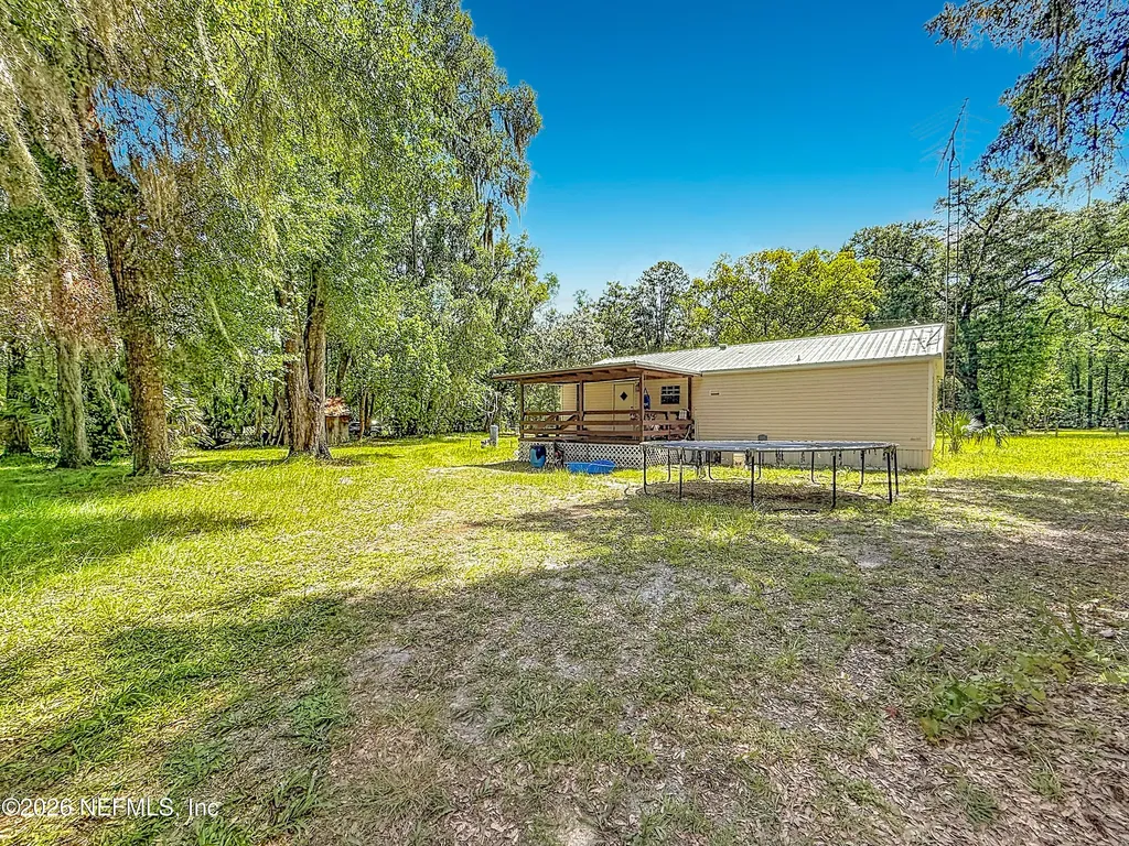 24390 NE 127th Ave Avenue Fort Mccoy FL 32134