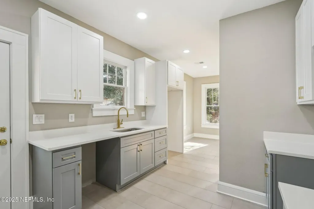 2939 Remington Street Jacksonville FL 32205